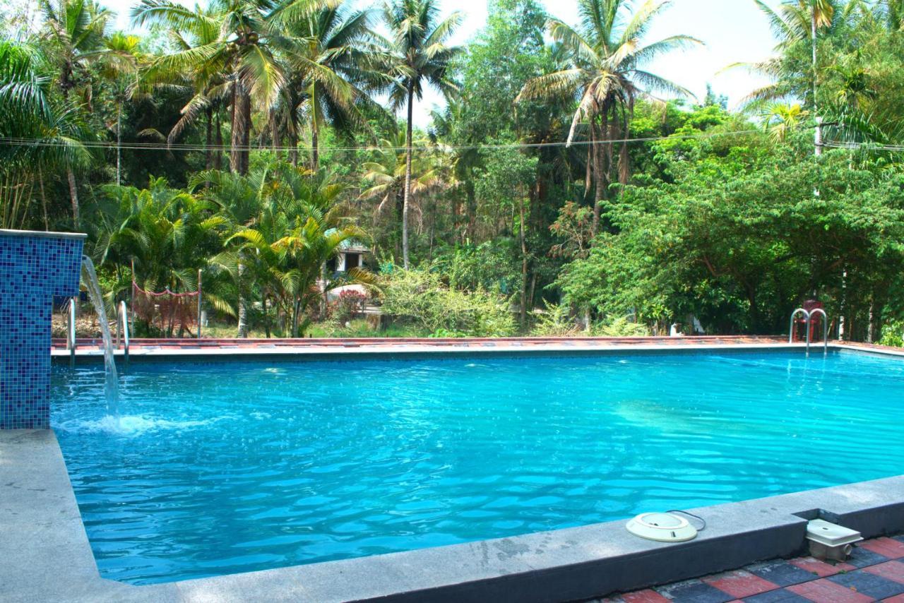 Staymaker Coorg Jungle Stay Resort Кушалнаґар Екстер'єр фото